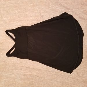 Lululemon sports tank with built in bra